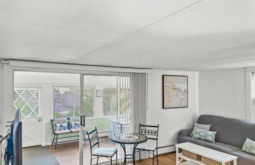 Beach Bliss at The Sandpiper Cottage - Photo 3