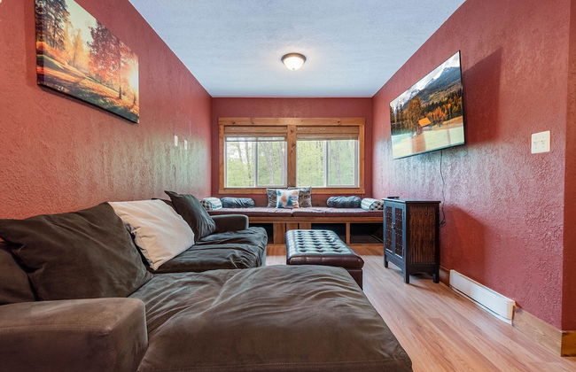 Cottage at Slope's Edge - Photo 16