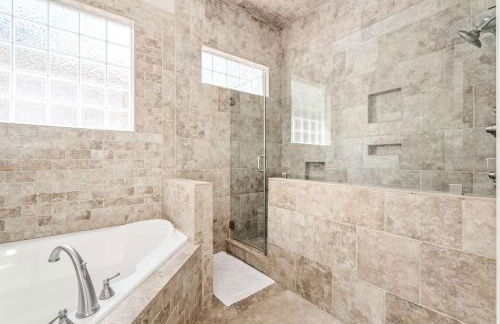 ATX Oasis - Pool, Hot tub, Firepit & Billiards - Foto 19