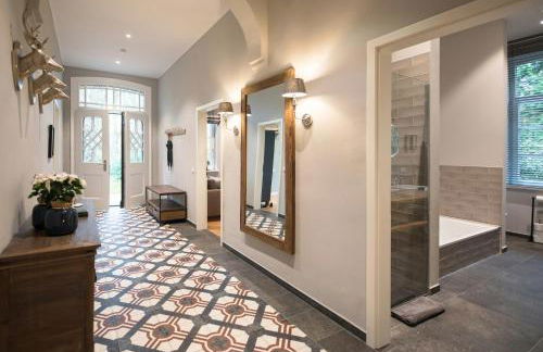 Getaway In East Frisia Elegant Lakeside Apartment - Photo 14