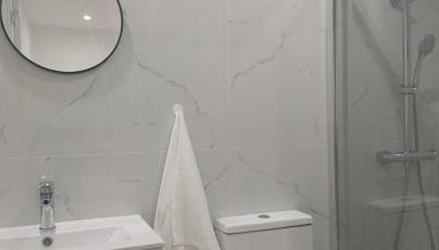 Abreu's Place - Photo 4, towels, Shower