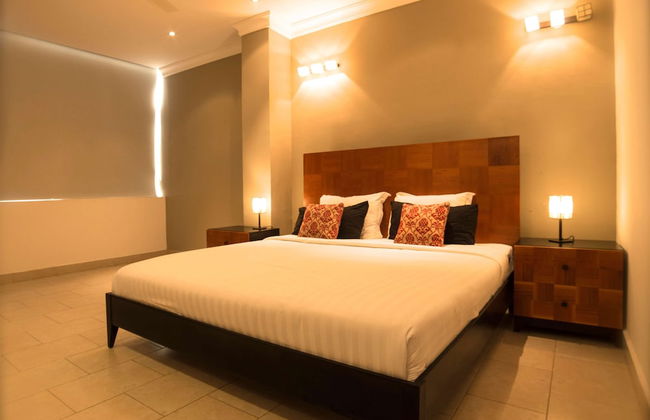 Colosseum Square Luxury Apartments - Photo 4