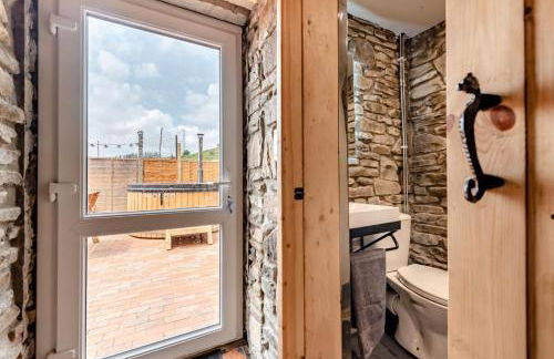 3 Bed in Port Talbot oc-b30321 - Foto 12