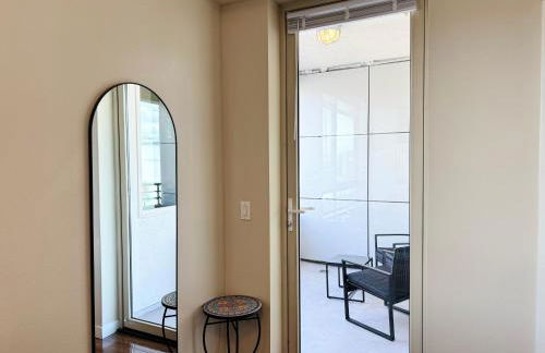 Stylish 1 Bedroom Apartment in LA with Free Parking - 10 Minutes away from Ceders Sinai - Foto 34