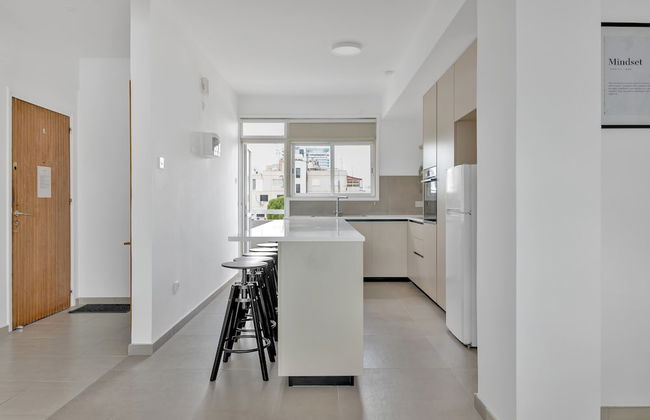Phaedrus Living: Romanou Modern City Center Flat - Foto 11