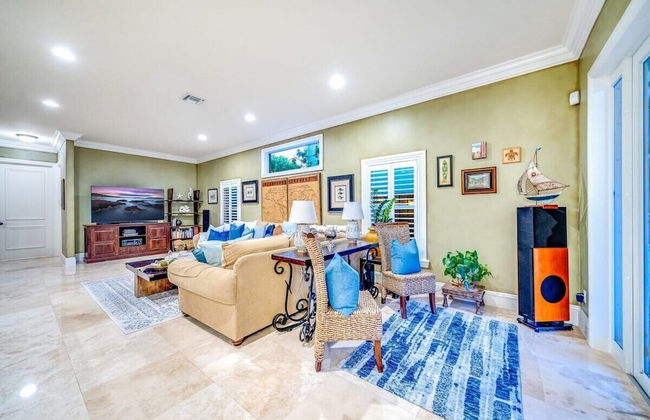 5 Bedroom Luxury Home, Minutes to Las Olas, Shops & Beach - Foto 13