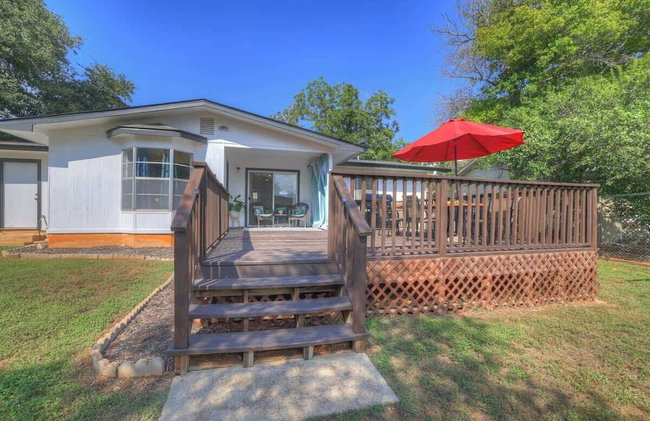 Elegant and Stylish Glenmoor Abode - 5 min to Town - Foto 71