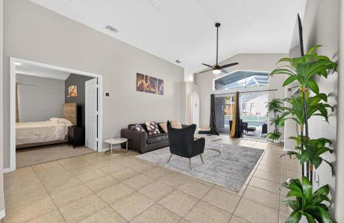 Entire Disney Retreat Home minutes from Disney, Shopping, and Restaurants 4br,2ba,7beds sleeps 10 - Foto 16