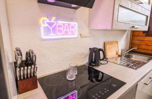 Stilvolle Wellness-Ferienwohnung in Neef Whirlpool, Sauna, Grill, Fitness, Billard & Moselblick - Photo 7