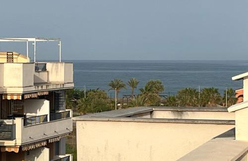 PLAYA ALMENARA ATICO DUPLEX VISTAS AL MAR Y MONTAÑA WIFI,PISCINA a - Foto 42