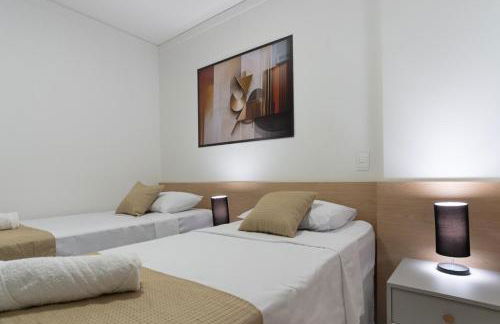 Central novo 2 quartos com Ar- Q e F home office - Foto 17