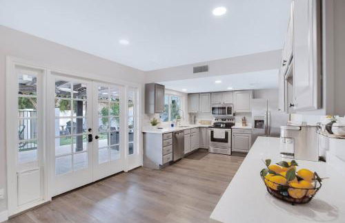 Free heated pool!/Gorgeous 4 BR spring break home - Foto 15