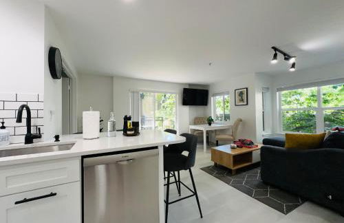 Modern 2Br-2Ba Belltown Condo with Free Garage Parking - Foto 3