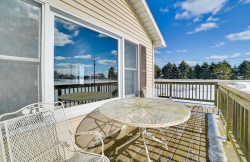 Cozy Tawas City Home with Views of Lake Huron! - Foto 3