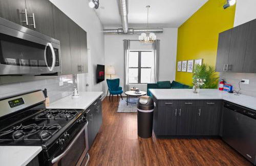 Charming 420Friendly 3BR South Loop Near McCormick 2001 South State St - 4F - Photo 8