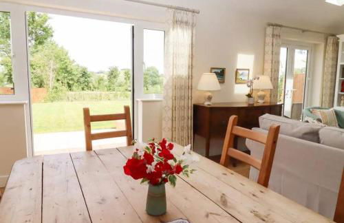 Beautiful Barn Stunning Views Parking & Garden - Photo 11