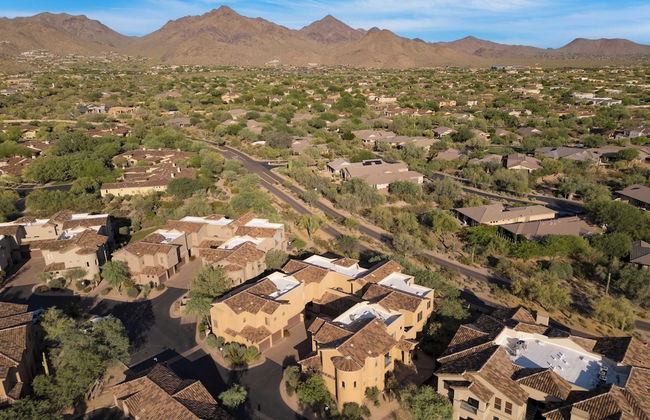 Desert Village Vista by Avantstay Patio w/ Fire Pit, Pool Access - Foto 33