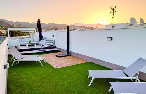 Four bedroom penthouse in Torrox - Photo 24