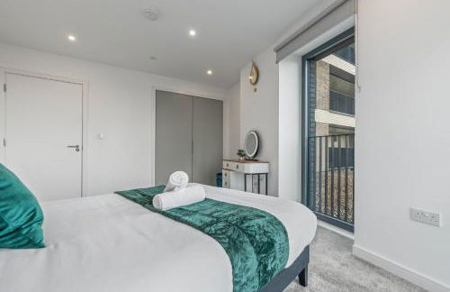 Luxury 3 bedroom with 2 bath at Plaistow opposite of station - Foto 15