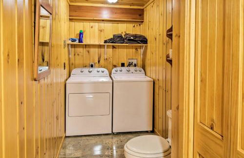 Rustic Cozy Cabin on Island Lake with Fire Pit, Dock - Foto 23