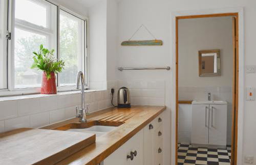 Elm Cottage - Photo 6