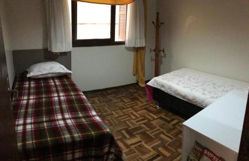 Apê completo com suíte, sacada e garagem fechada - Foto 9