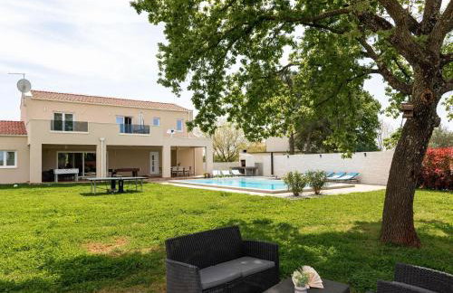 Villa in Istria With Heated Eco Pool - Photo 72