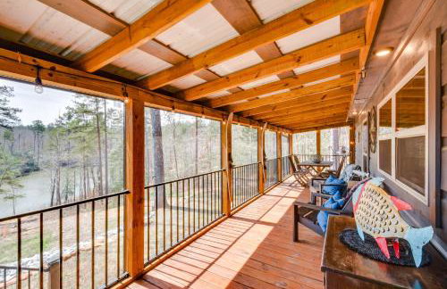 Waterfront Seneca Cabin about 4 Mi to Boat Launch! - Foto 19