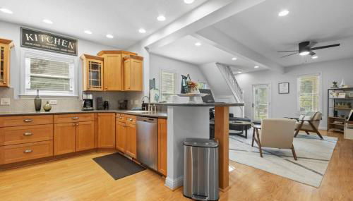 Blissful Boyne City Retreat: Luxurious & Modern! Sleeps 15! - Foto 5