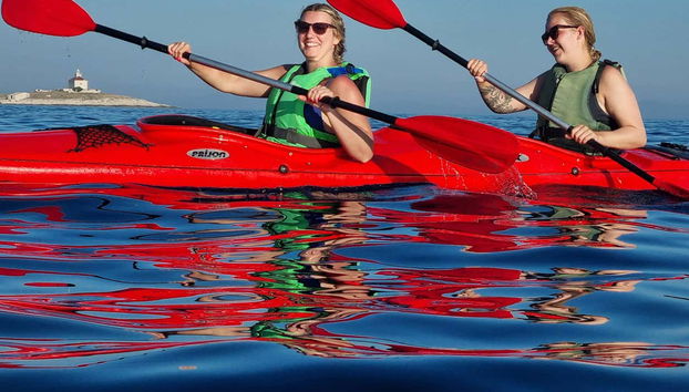 Pakleni Islands Kayak Tour - Foto 2