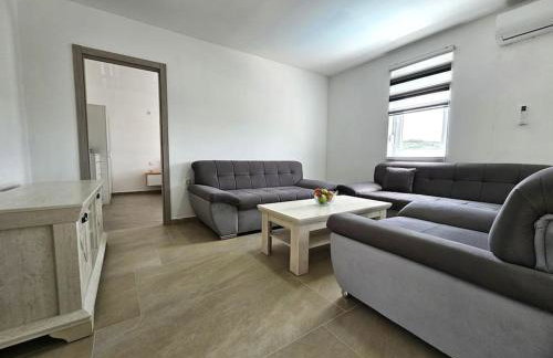 Guest House Vrsine - Photo 4