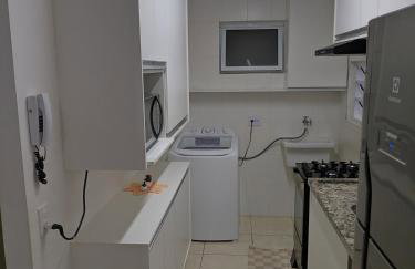 Apto completo com varanda gourmet a 50 mt da praia - Photo 9