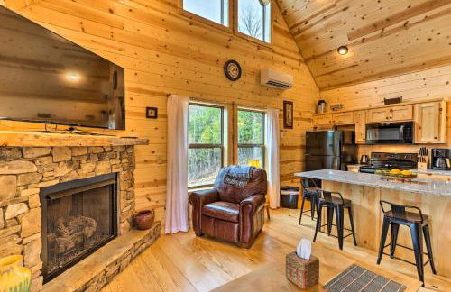 Cozy Mtn Cabin Spacious Deck and Forest Views! - Foto 5