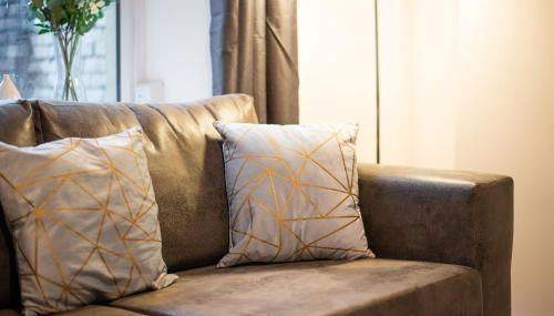 5 Bed - 2 Bath - Ideal for Work Crews - Foto 3