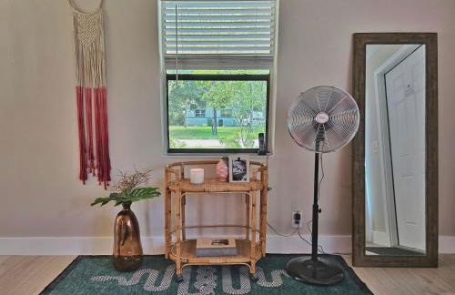 Flamingo Place - One block to Lauderdale Marine Center - 3 bedroom - 2 bath - King bed - Foto 3