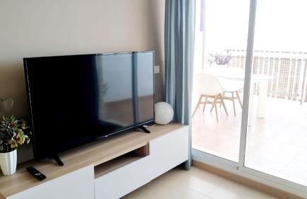 Adosado con fantásticas vistas al mar y piscina. - Foto 2