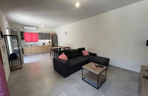 Modern Stylist House for Friends - Foto 20