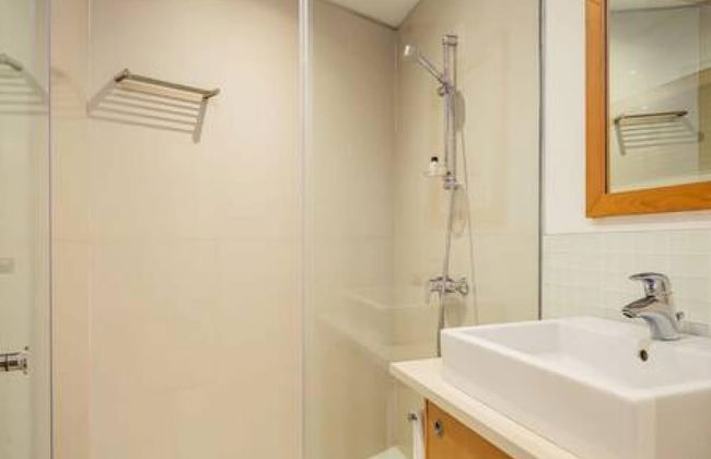 Immaculate Camps Bay Villa w Jacuzzi Views Pool Villa Grenache - Photo 37