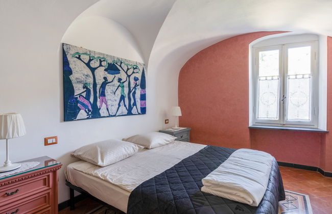 Raineri House - Photo 16