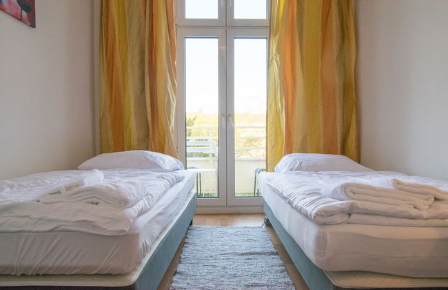 Big 2 Room City Apartment - Photo 1