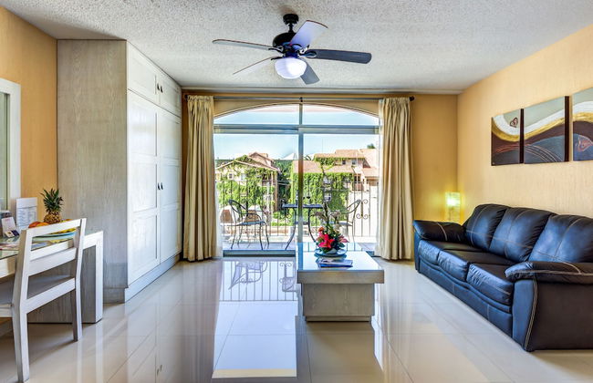 Suites Corazon - Photo 11