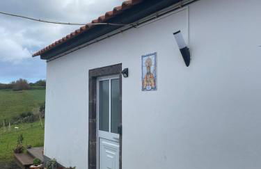 House In The Valley - Photo 7