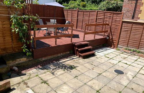 Cosy 3 Bed Cottage-Gloucester-Parking-Garden-Free Hot Tub Weekends-Work or Leisure - Foto 40