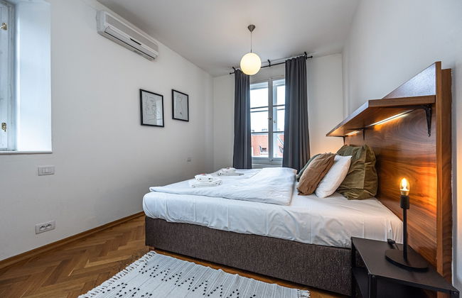 Charles Apartments in Old Town Prague - Photo 18