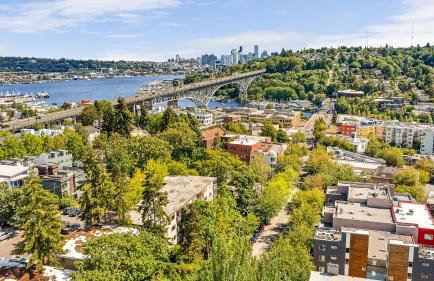 Dancing Wings Retreat Walker Paradise in Fremont - Photo 7