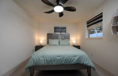 Home With Heated Pool Near Beaches - Foto 27