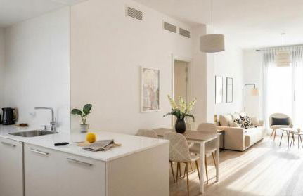 NEW! Luxury 3BR apartment with POOL & FREE parking - Foto 4