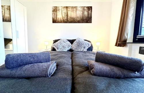 Gemütliches Alpenblick BERG-Bungalow + großer GARTEN + NETFLIX! - Foto 73