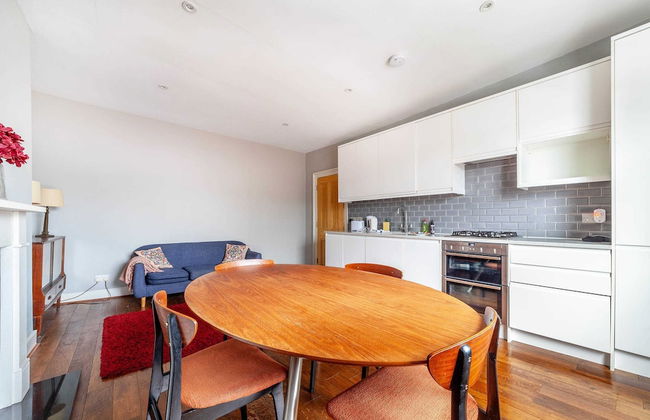 Modern 2-bed Flat in Shepherds Bush - Comfort & Style! - Foto 12