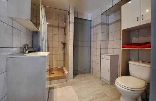 Maison de village au pied de la montagne - Foto 9